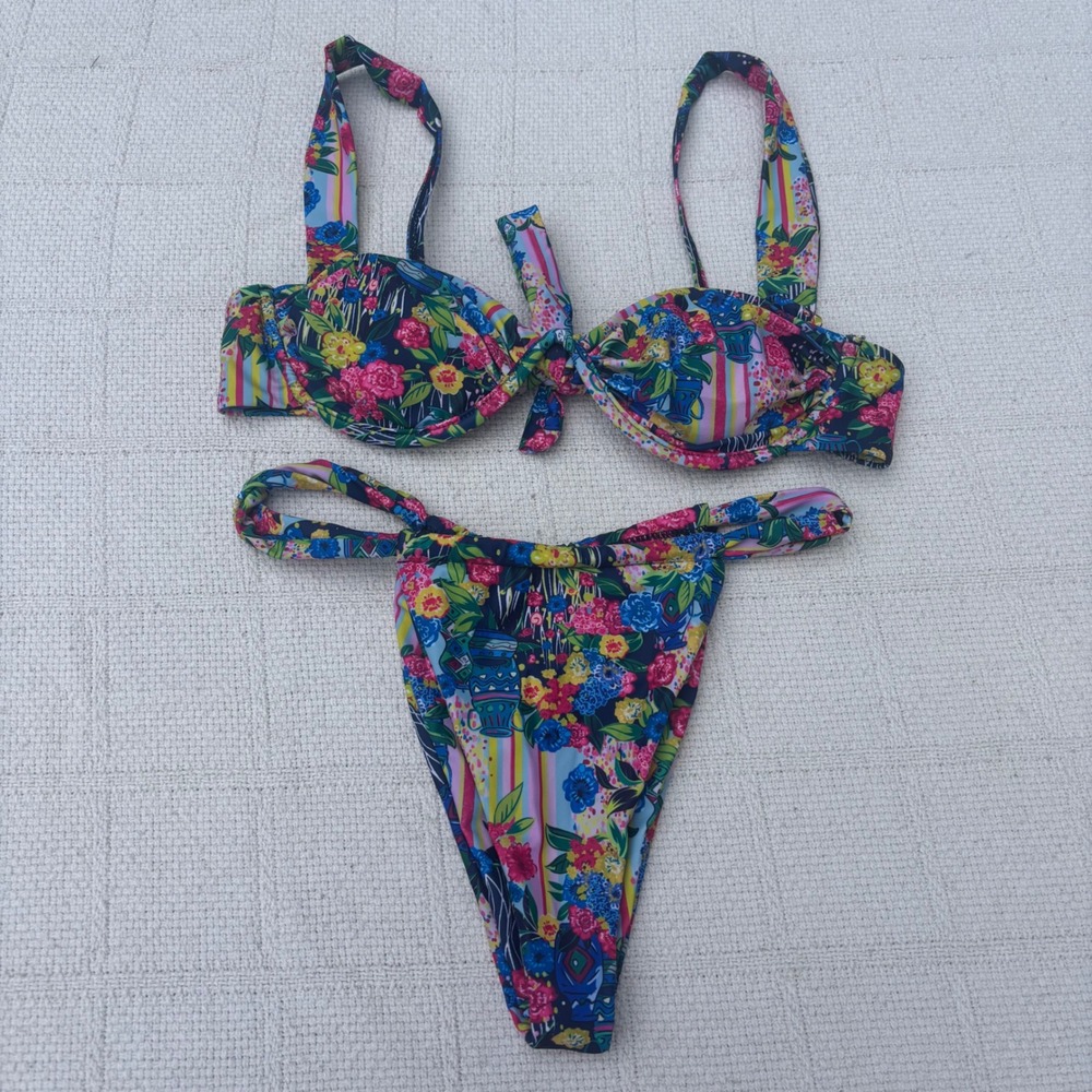 Women's Small AMAZON Bright Floral Underwire Padded Super Cheeky Euro Bikini Set